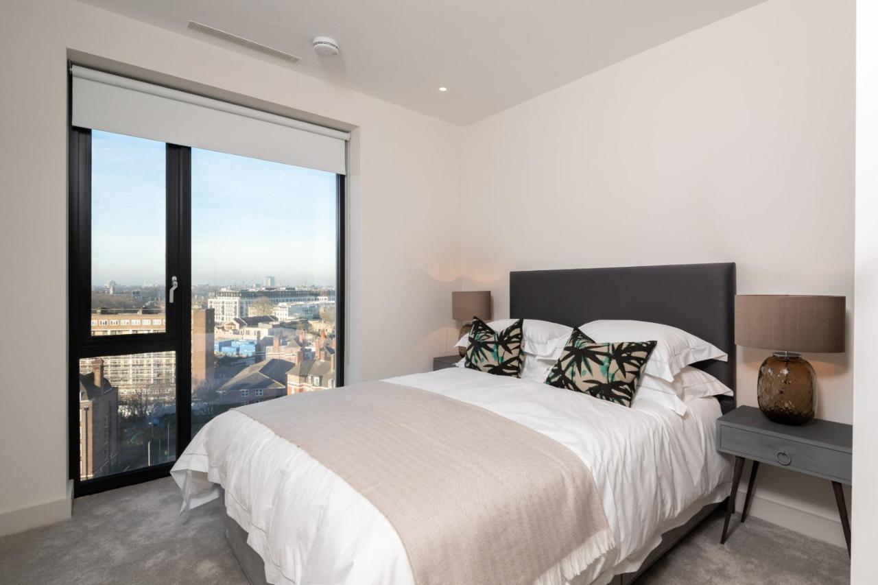 Modern Family Home Close To Victoria Station By Underthedoormat London Exterior photo